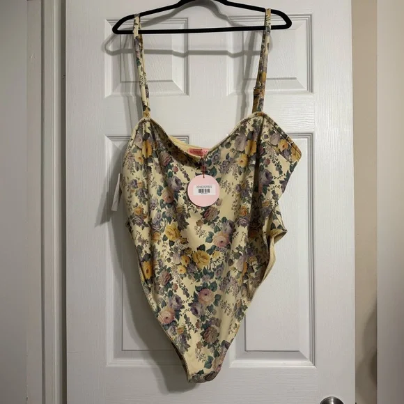 Selkie Swimmers Set - Picture 3 of 9